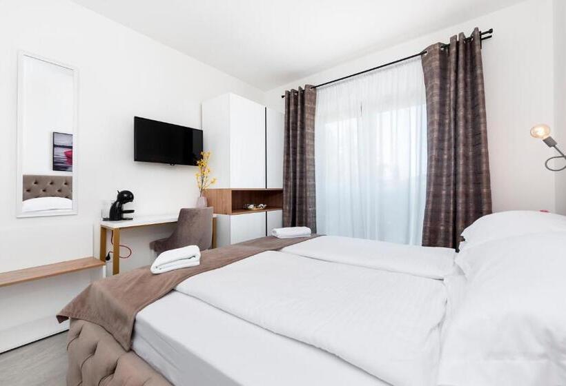 Номер Стандарт Вид на Город, Boutique Residence Arion