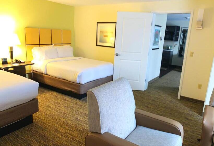 스위트, Candlewood Suites Belle Vernon, An Ihg