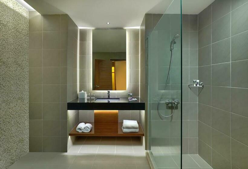 带露台的豪华间, Manado Tateli Resort And Convention
