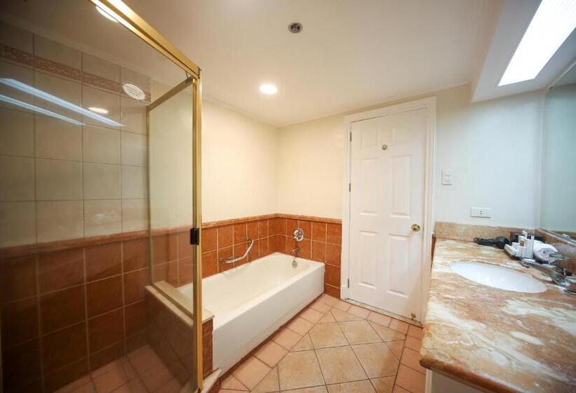 Suíte Executivo, Infinity Tower Suites