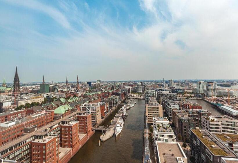 带大床的小型套房, The Westin Hamburg