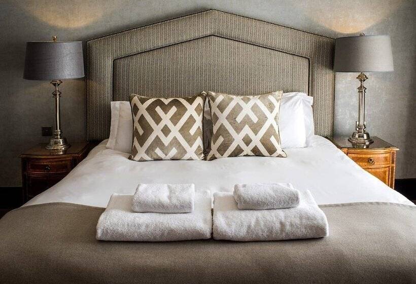 سوییت لوکس, Kinnettles Hotel & Spa