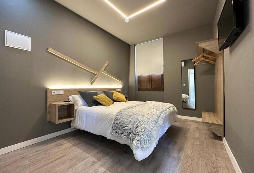 스탠다드 룸 킹사이즈 침대, Hostal María Felisa