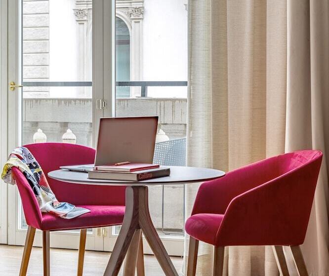 اتاق پریمیوم با بالکن, Palazzo Cordusio, A Gran Melia