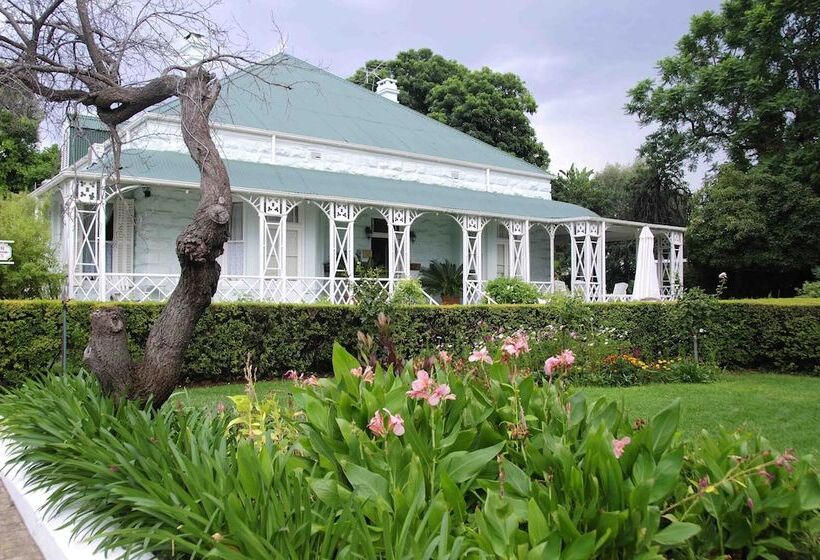 Номер Стандарт, Adley House