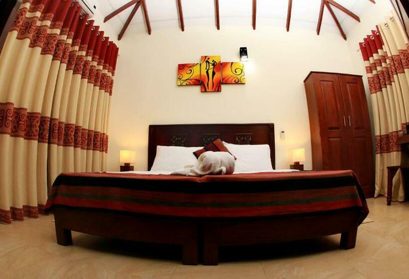 Трехместный Номер Deluxe, Safari Lodge Yala