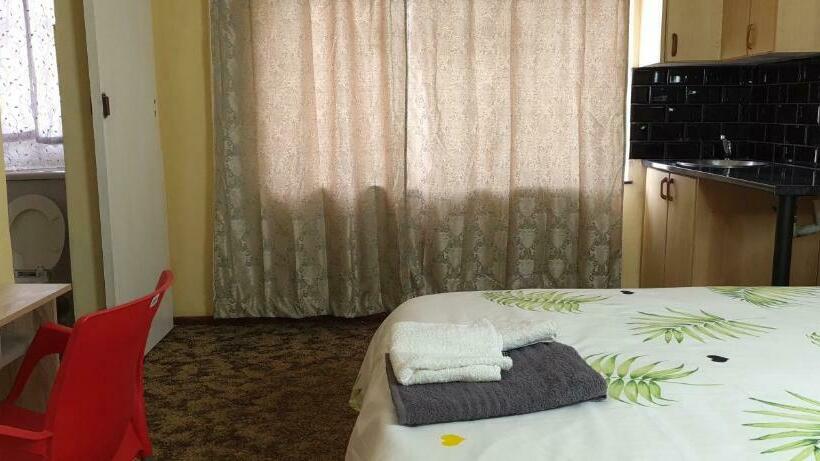 Номер Стандарт, Ojong S Guesthouse Kraaifontein   Eikendel