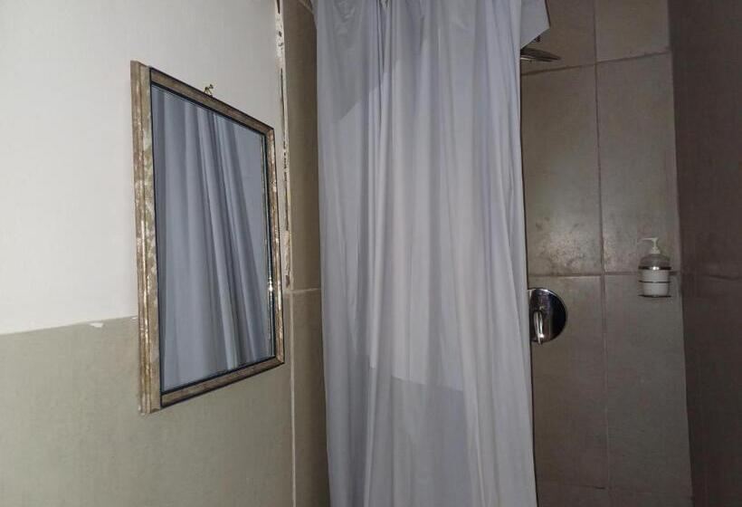Номер Стандарт Трехместный, Ojong S Guesthouse Kraaifontein   Eikendel