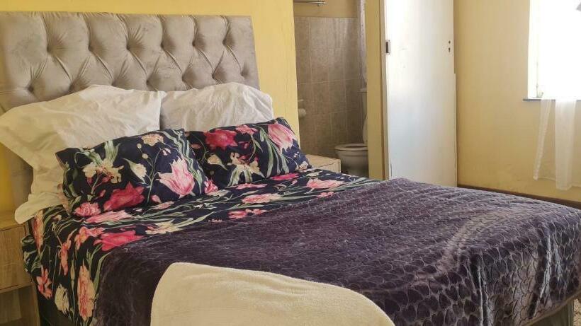Номер Стандарт, Ojong S Guesthouse Kraaifontein   Eikendel