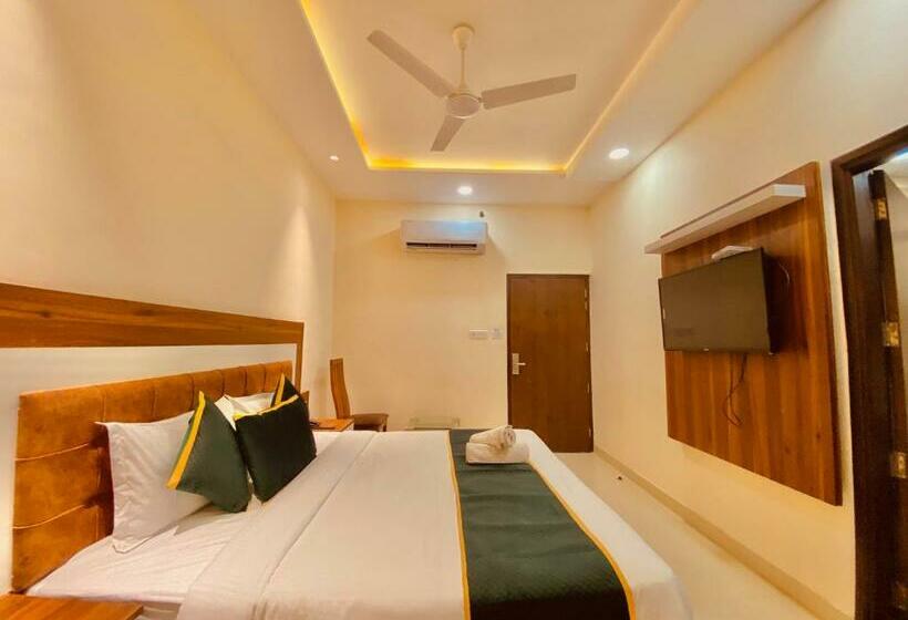 Номер Стандарт Вид на Сад, Stay @northview Park Hotel Zirakpur