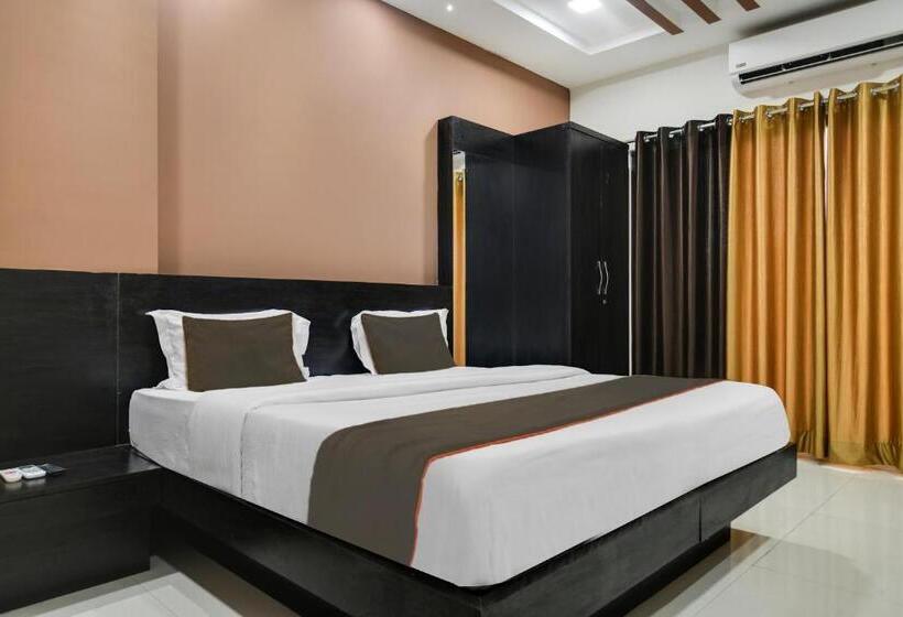 スタンダードルーム, Santushti Hotel & Restaurant, Indore