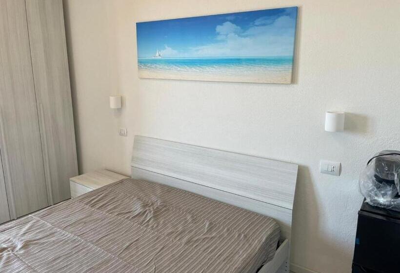 اتاق استاندارد با بالکن و چشم‌انداز دریا, Solanas Home Stay   Rooms