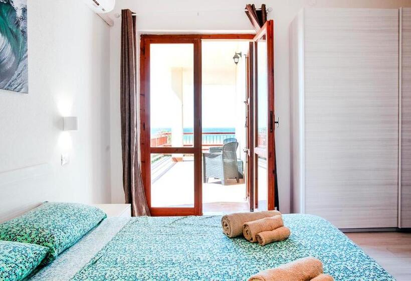 اتاق استاندارد با چشم‌انداز دریا, Solanas Home Stay   Rooms