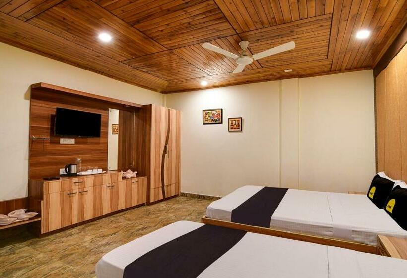 Трехместный Номер Классика, Townhouse Oak Gorumara Jungle Resort