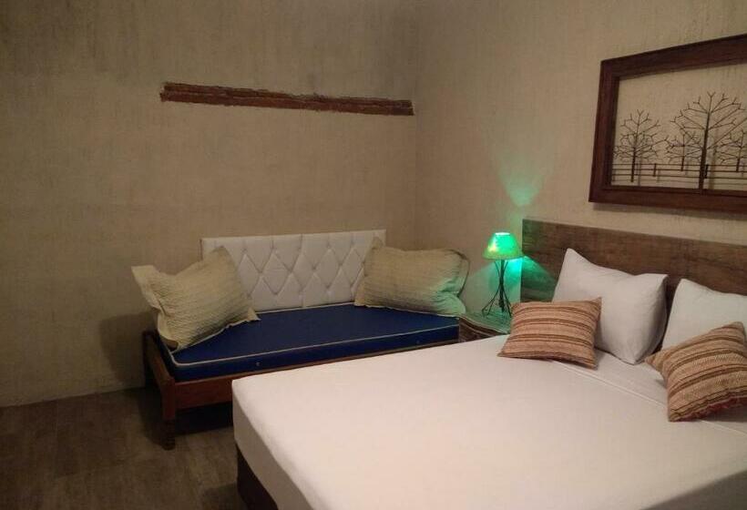 스탠다드 트리플 룸, Pousada Casa Jardim