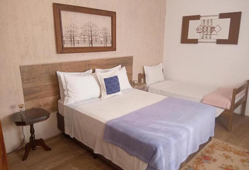 스탠다드 트리플 룸, Pousada Casa Jardim