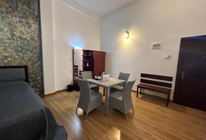 Семейный Номер, K And K Country Resort