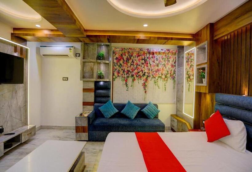 Klassiskt Trippelrum, Oyo Flagship Kashi Inn Pg Guest House