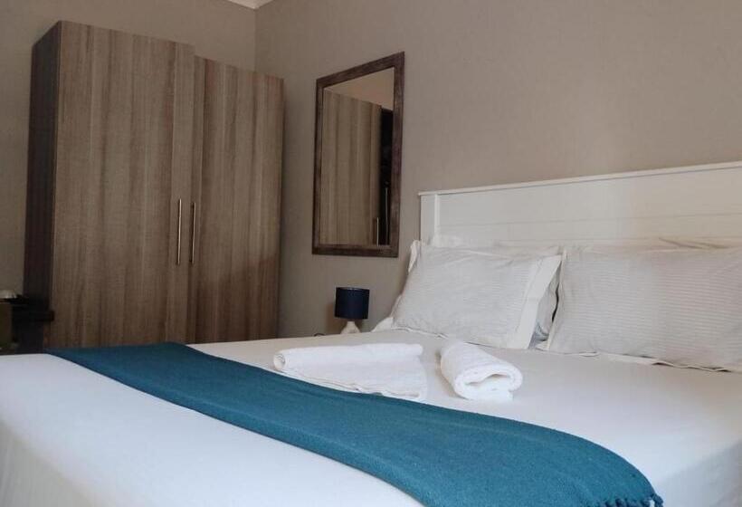 اتاق استاندارد, Chobe Blue Guest Inn