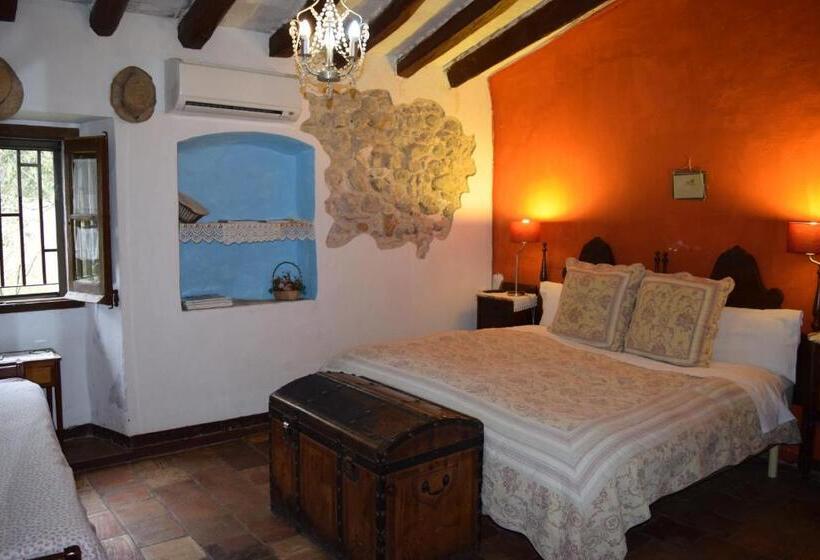 اتاق راحتی سه تخته, B&b Mas Torrencito Pet Friendly