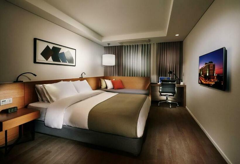 غرفة ديلوكس, Ramada By Wyndham Gunsan