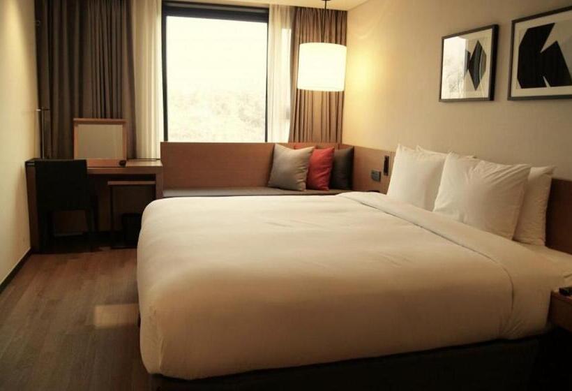 غرفة قياسية, Ramada By Wyndham Gunsan
