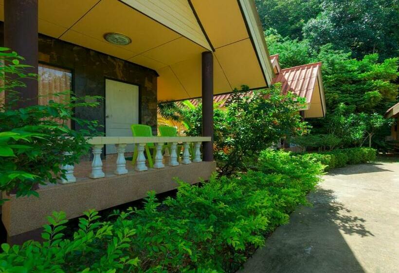 スタンダードバンガロー, Rim Khao Resort