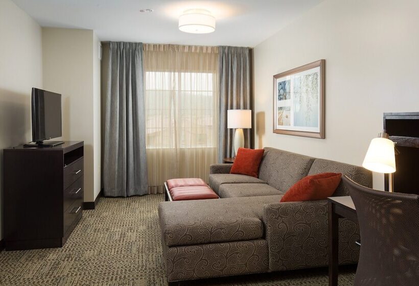 带2个卧室的套房, Staybridge Suites Corona South, An Ihg