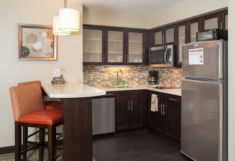 套房, Staybridge Suites Corona South, An Ihg
