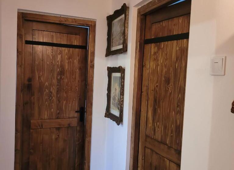 Апартаменты 2 Спальни, Casa Ladis