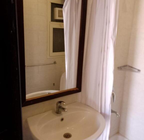 1 Bedroom Penthouse Apartment, Porto El Sokhna Pyramids Family Only