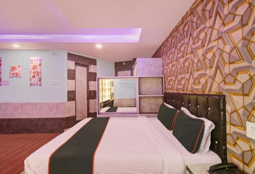 Трехместный Номер Классика, Oyo Flagship The Manali Nomads