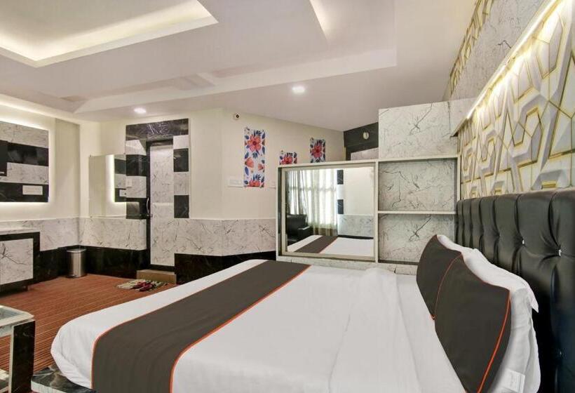 Трехместный Номер Классика, Oyo Flagship The Manali Nomads