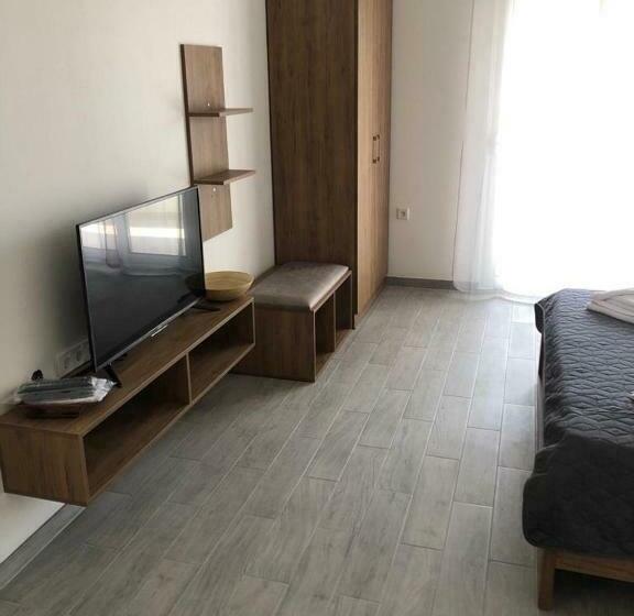 اتاق استاندارد با بالکن, Adla Apartmani