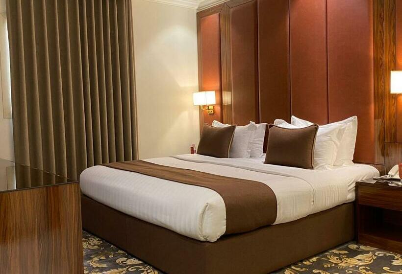 침실 3개 아파트, فندق بلفيو بارك رويال Bellevue Park Royal