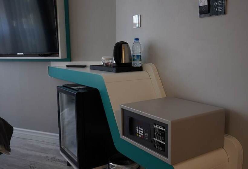 标准间, Midis Otel