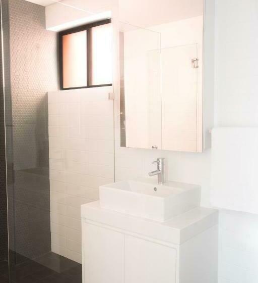 Apartamento 1 Dormitório com Sacada, Bondi 38 Serviced Apartments