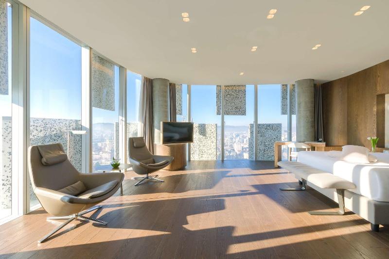 디럭스 룸 도시 전망, Maritim Hotel Plaza Tirana