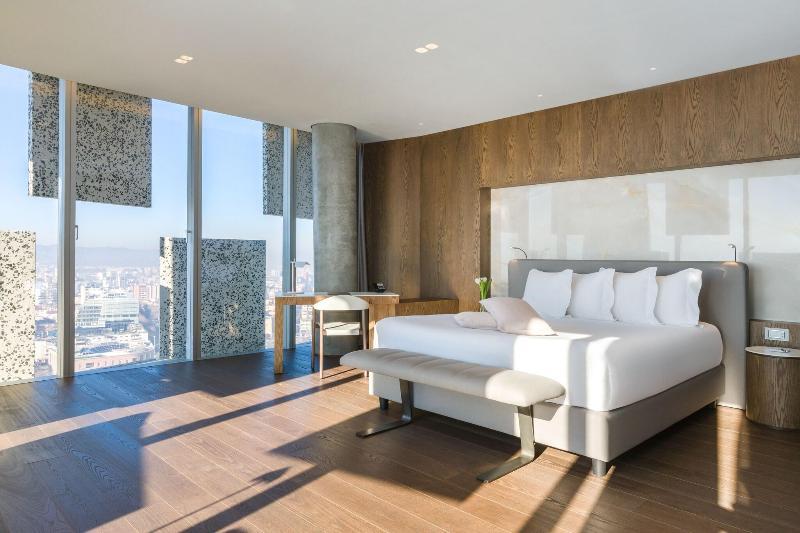 디럭스 룸 도시 전망, Maritim Hotel Plaza Tirana