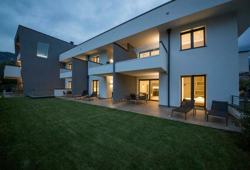 ２ベッドルームアパートメント, Riva Lake Lodge