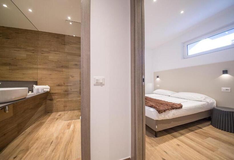 ２ベッドルームアパートメント, Riva Lake Lodge