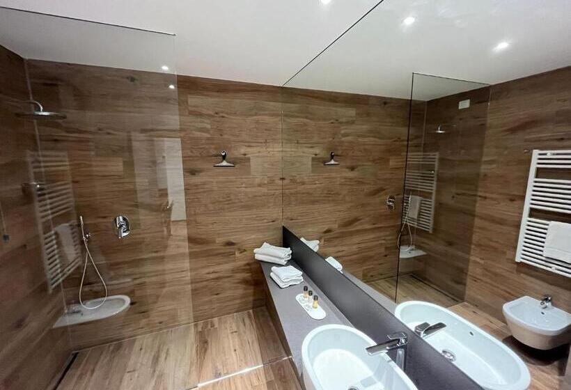 ２ベッドルームアパートメント, Riva Lake Lodge