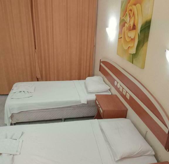 غرفة قياسية مزوَّدة بشُرفة, Grand çınar Hotel Fethiye