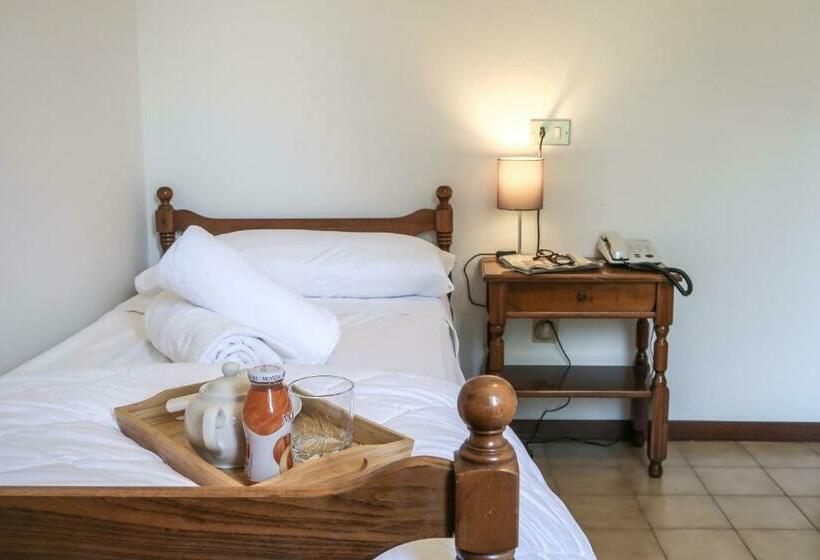 Quarto Estandar Individual, Villa Luzzago