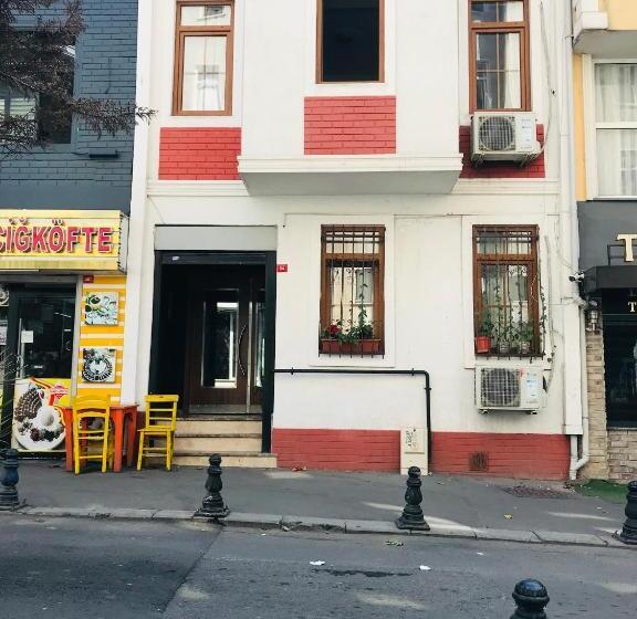 Quarto Estandar Individual, Halil Bey Konağı