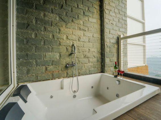자쿠지 스위트, Anantam Resort & Spa
