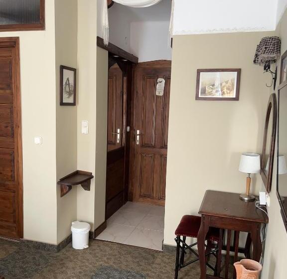 Quarto Estandar com Sacada, Villa Sagan