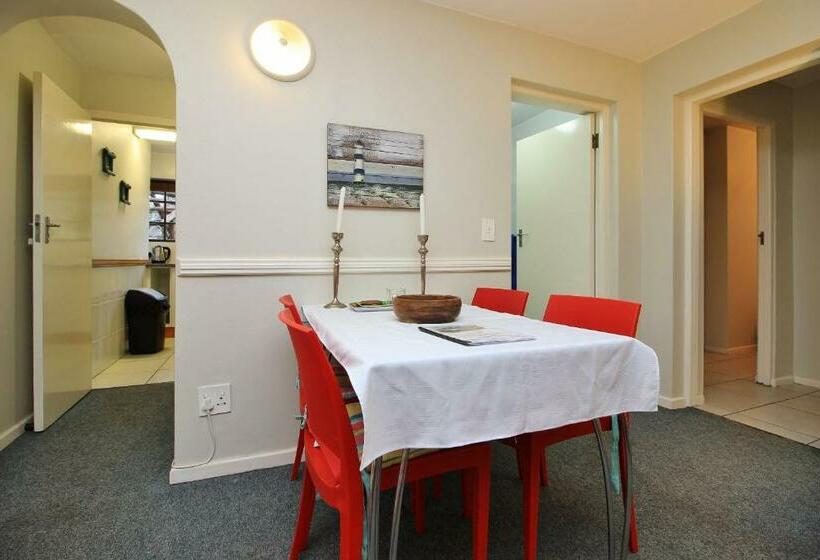 Люкс 2 Спальни, Pelican Lodge Guesthouse