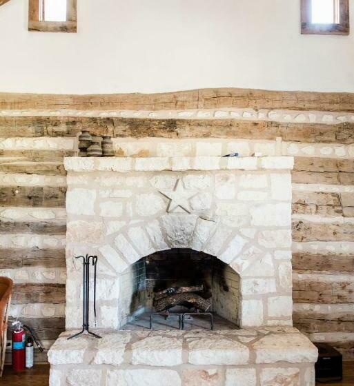 Номер Стандарт, Contigo Ranch Fredericksburg