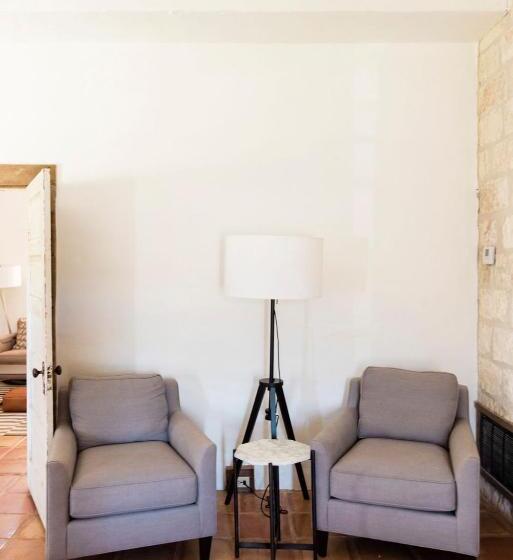 Люкс Deluxe Кровать Кинг, Contigo Ranch Fredericksburg